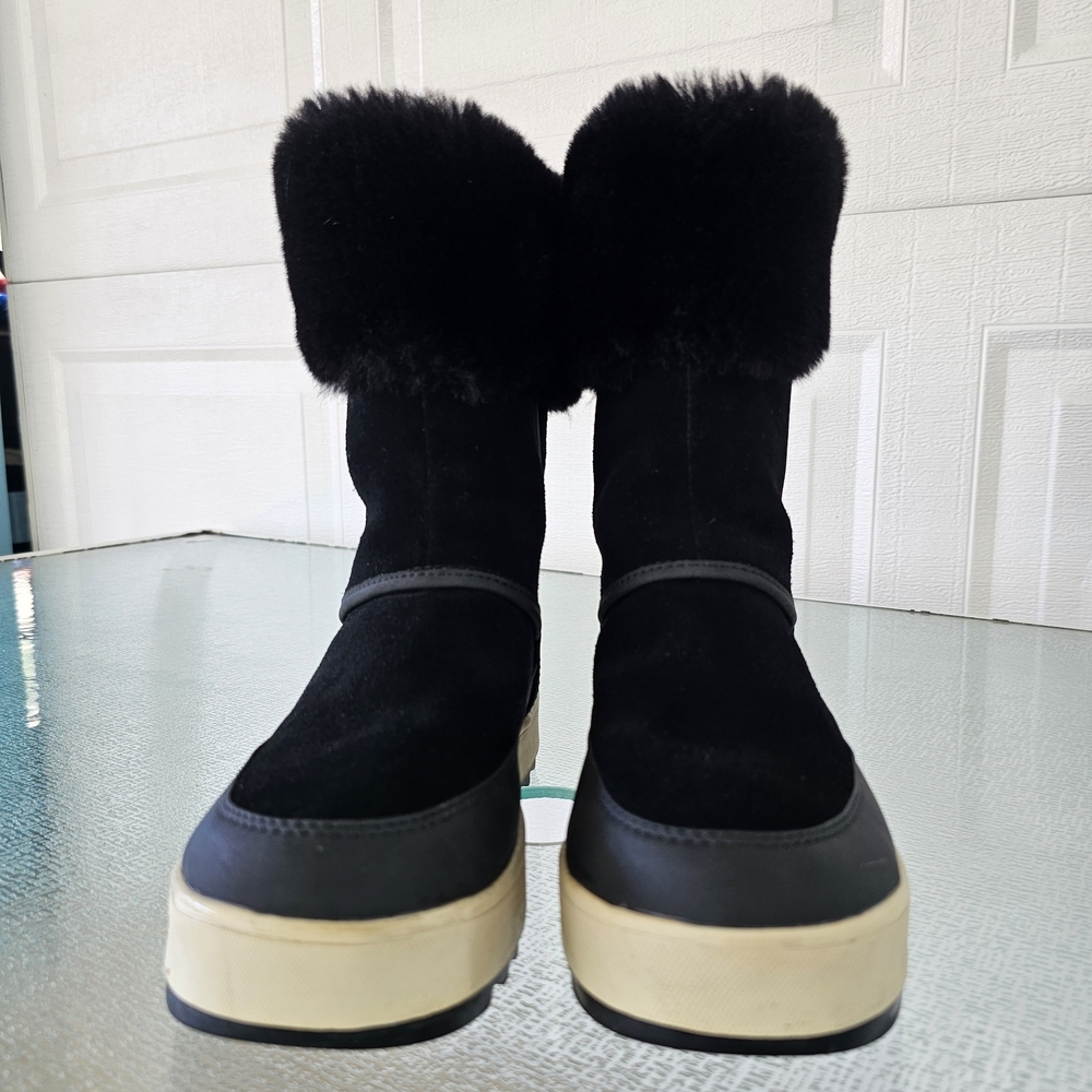 Koolaburra by UGG Black Faux Fur Winter Boots Cozy Platform Zip Warm Snow Boot - Picture 2 of 8